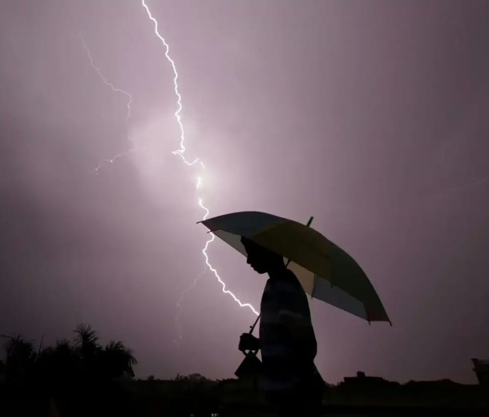 राजस्थान में मौसम का कहर: 12 जिलों में भारी बारिश, आंधी-तूफान और ओलावृष्टि का अलर्ट