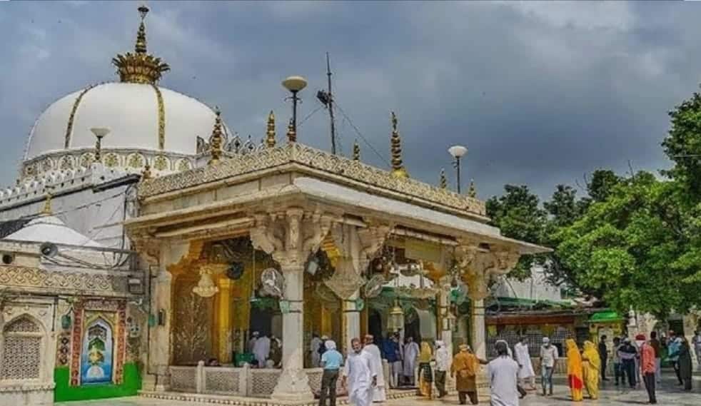 अजमेर दरगाह-शिव मंदिर विवाद: राजस्थान हाईकोर्ट की सुनवाई टली, अब 30 अगस्त को होगी