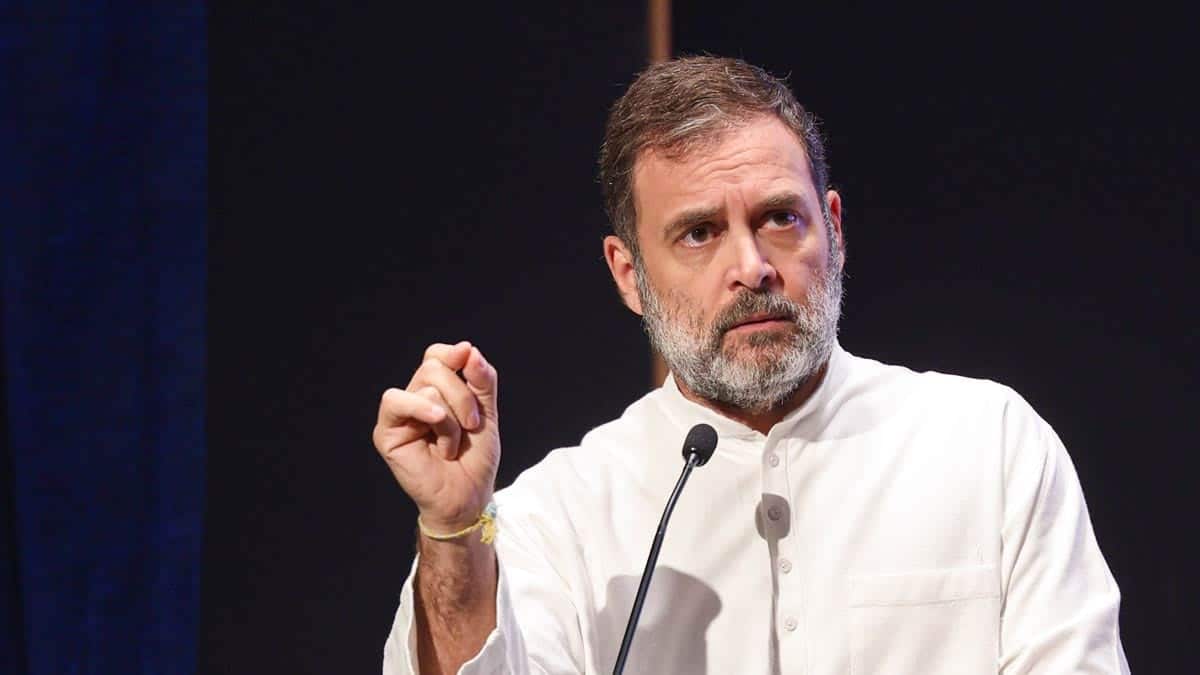 राहुल गांधी का बीजेपी पर निशाना: 130वां संविधान संशोधन बिल को बताया लोकतंत्र के खिलाफ साजिश